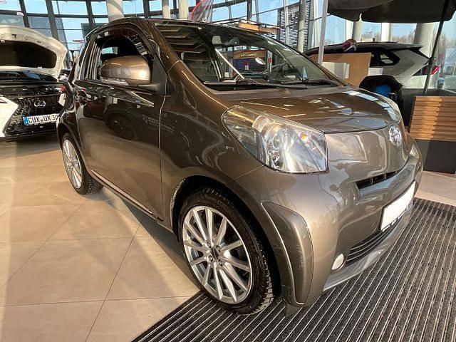Gebraucht Toyota iQ 68 PS (50 kW) 2010 Bronzebraun mica metallic Kleinwagen