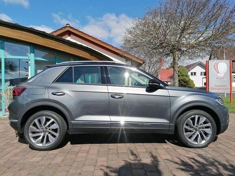 Gebraucht VW T-Roc Style 150 PS (110 kW) 2023 Grau SUV