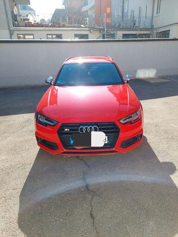 Gebraucht Audi S4 Ambiente 354 PS (260 kW) 2018 Rot Kombi