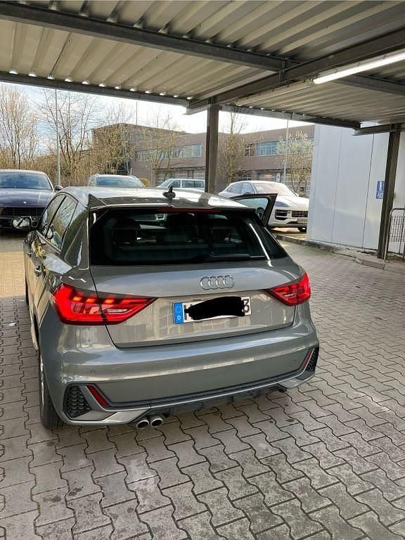 Gebraucht Audi A1 Sportback Ambiente 200 PS (147 kW) 2019 Grau Kleinwagen