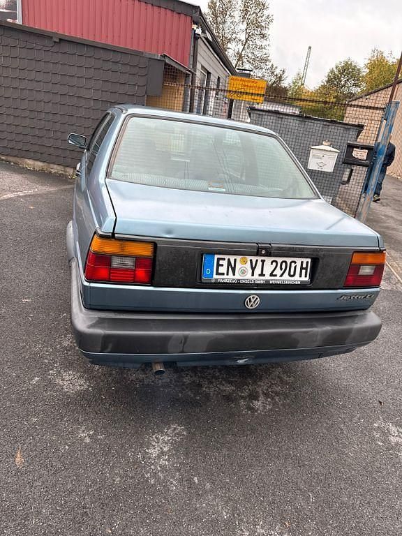 Blau Gebraucht 1991 VW Jetta Coupé | 2.500 € - Bild 1/4