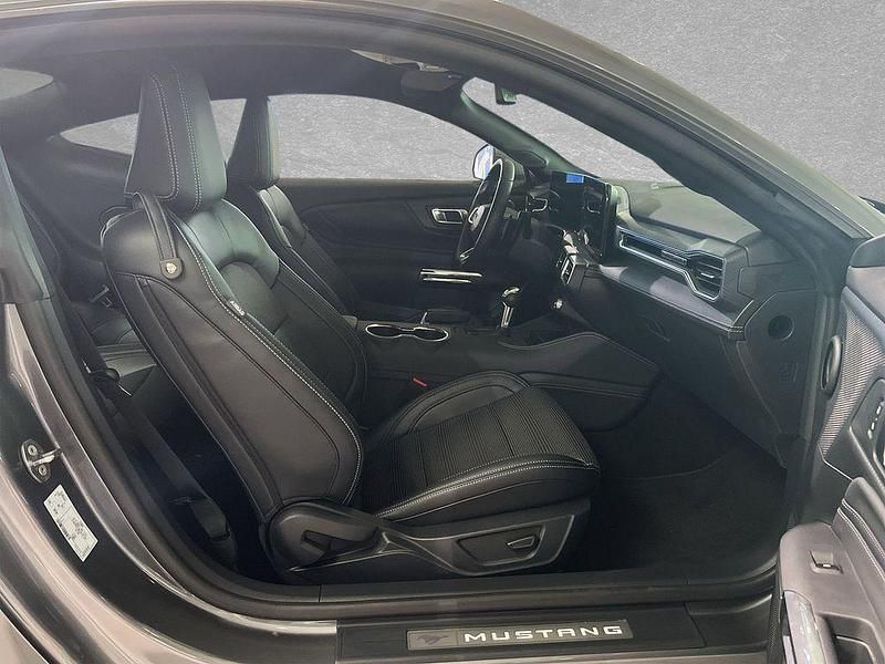 Gebraucht Ford Mustang Fastback 446 PS (328 kW) 2025 Grau Coupé