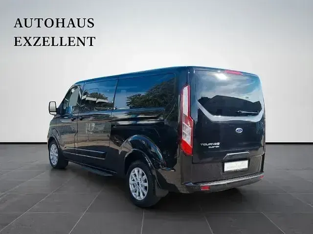 Gebraucht Ford Tourneo Custom Titanium X 170 PS (125 kW) 2023 Andere Van
