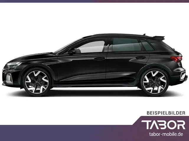 Gebraucht Audi A3 Ambiente 150 PS (110 kW) 2024 Arkonaweiß Limousine