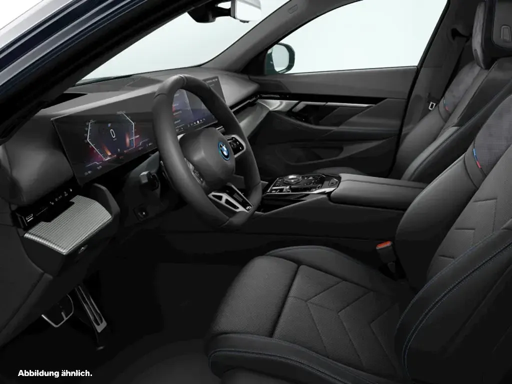 Gebraucht BMW i5 M Sport 250 kW (340 PS) 2025 Schwarz Kombi