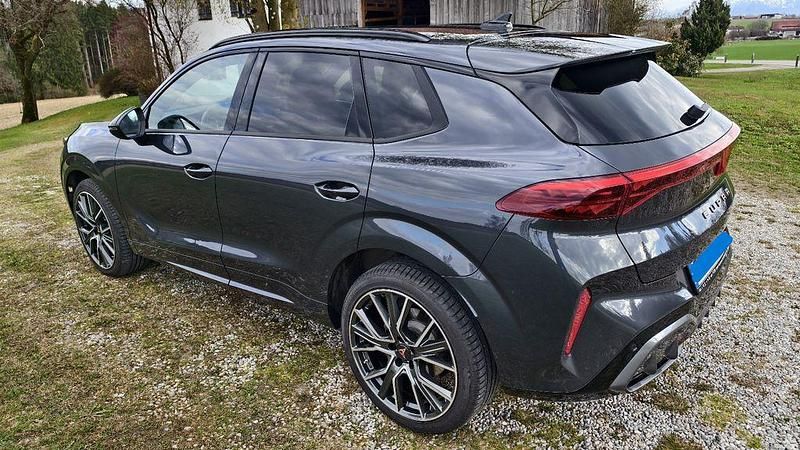 Second-hand Cupra Terramar 150 CP (110 kW) 2025 Gri SUV