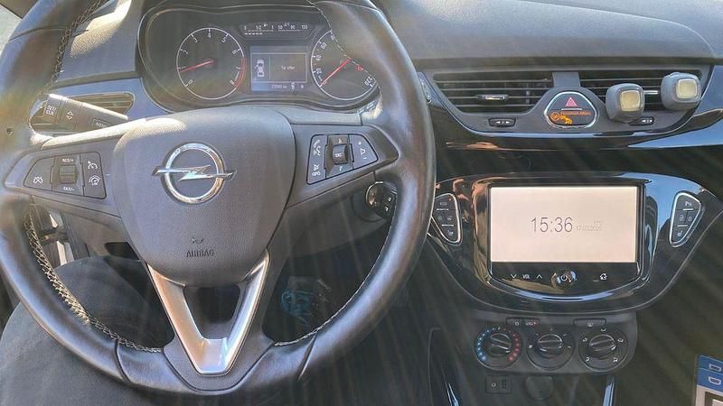 Gebraucht Opel Corsa Innovation 90 PS (66 kW) 2015 Silber Kleinwagen