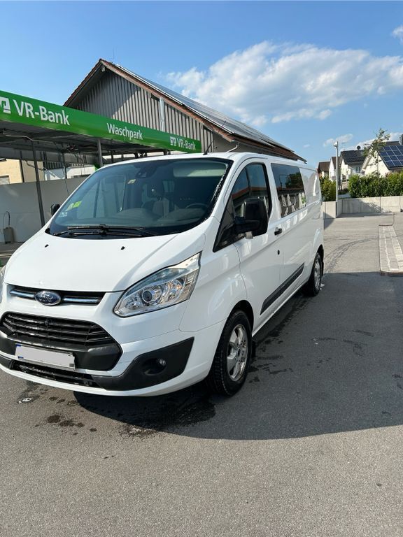 Weiß Gebraucht 2016 Ford Transit Custom Limousine | 17.000 € (Guter Preis) - Bild 1/4