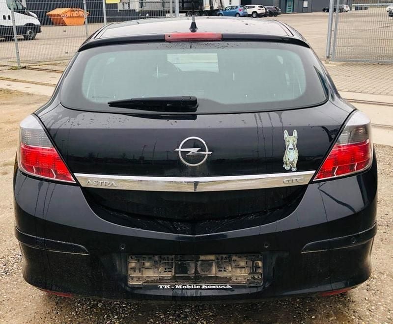 Gebraucht Opel Astra GTC 90 PS (66 kW) 2008 Schwarz Limousine