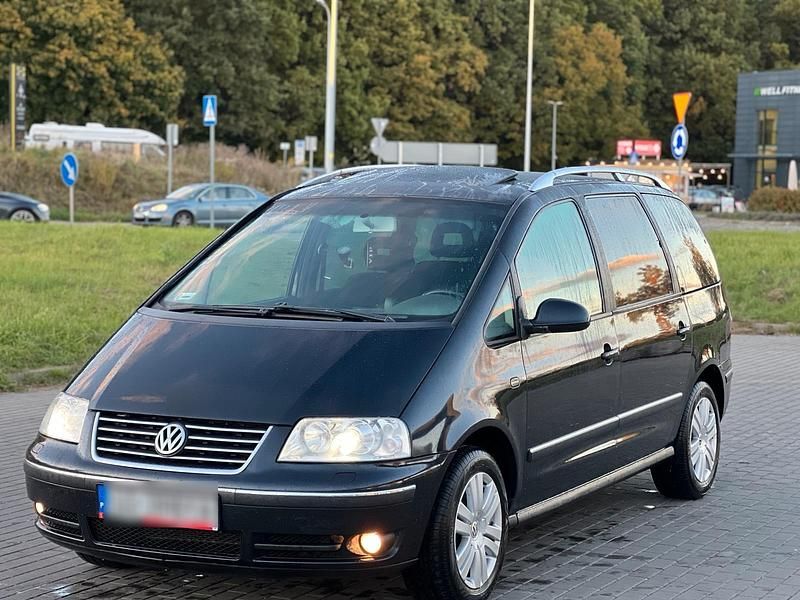 Schwarz Gebraucht 2008 VW Sharan Van / Kleinbus | 3.400 € (Fairer Preis) - Bild 1/4