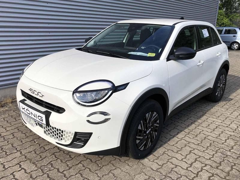 Weiß Neu 2025 Fiat 600 Limousine | 23.689 € (Fairer Preis) - Bild 1/4
