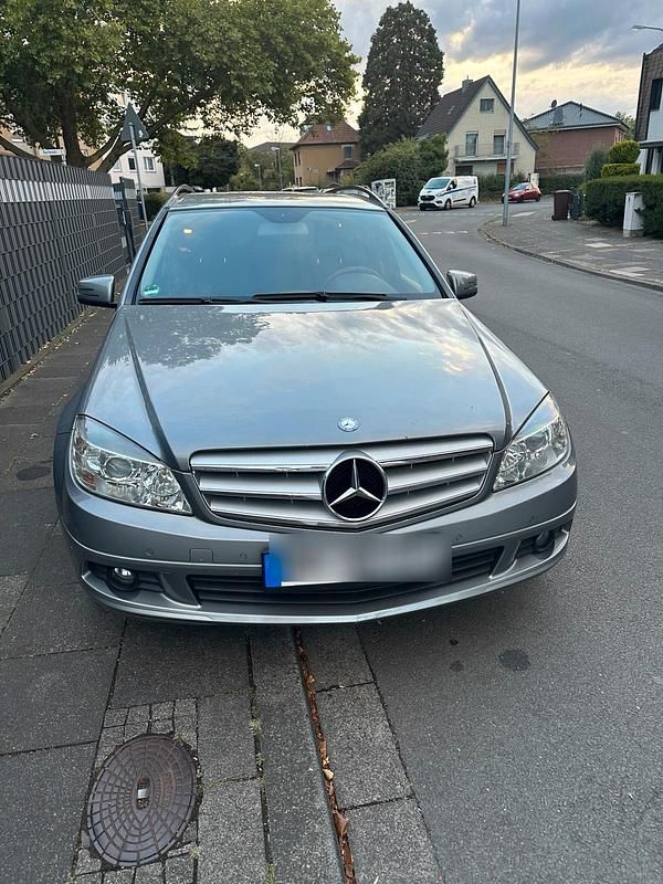 Silber Gebraucht 2010 Mercedes C220 Kombi | 4.850 € (Fairer Preis) - Bild 1/4