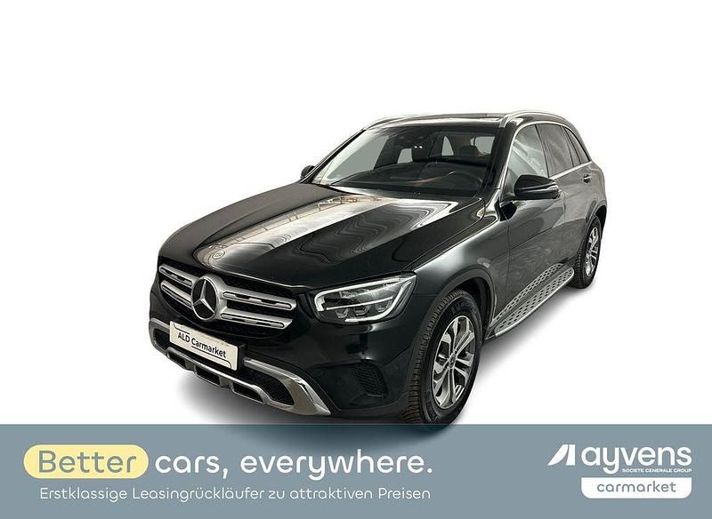 Gebraucht Mercedes GLC220 194 PS (142 kW) 2022 Obsidianschwarz  metalliclack SUV