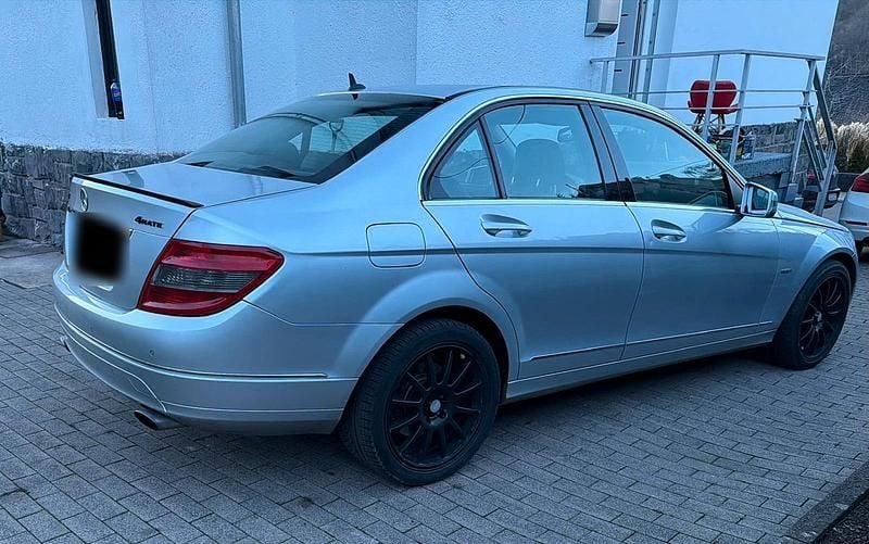 Gebraucht Mercedes C320 224 PS (164 kW) 2008 Grau Limousine