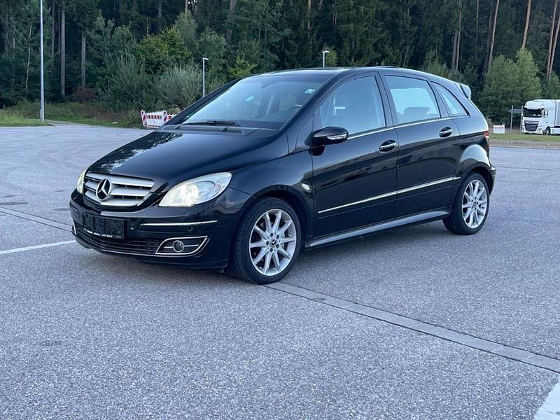 Schwarz Gebraucht 2006 Mercedes B200 Avantgarde Van / Kleinbus | 3.500 € (Etwas zu teuer) - Bild 1/4