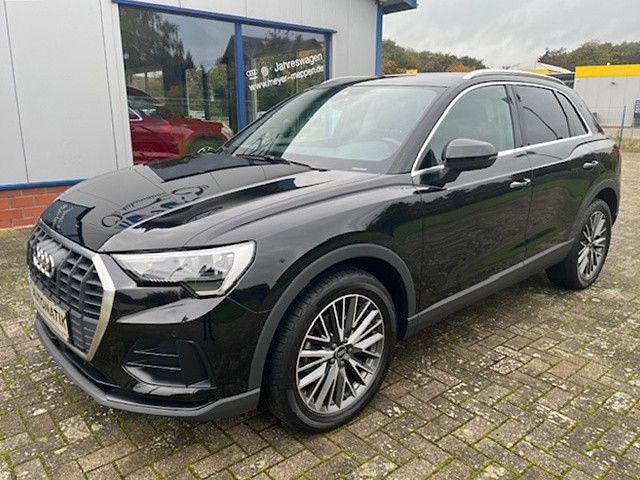 Mythosschwarz (metallic) Gebraucht 2023 Audi Q3 Sport SUV | 34.900 € (Fairer Preis) - Bild 1/4