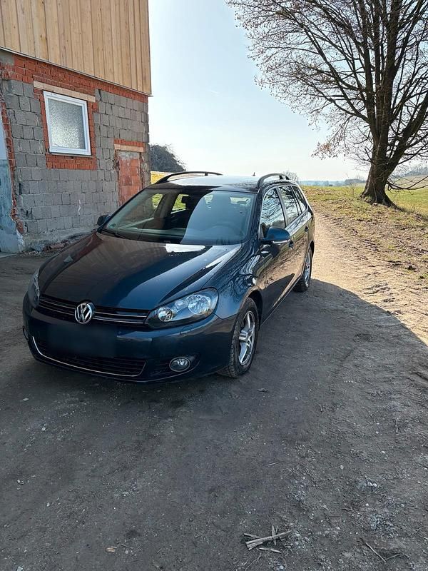 Gebraucht VW Golf V 122 PS (89 kW) 2009 Blau Kombi