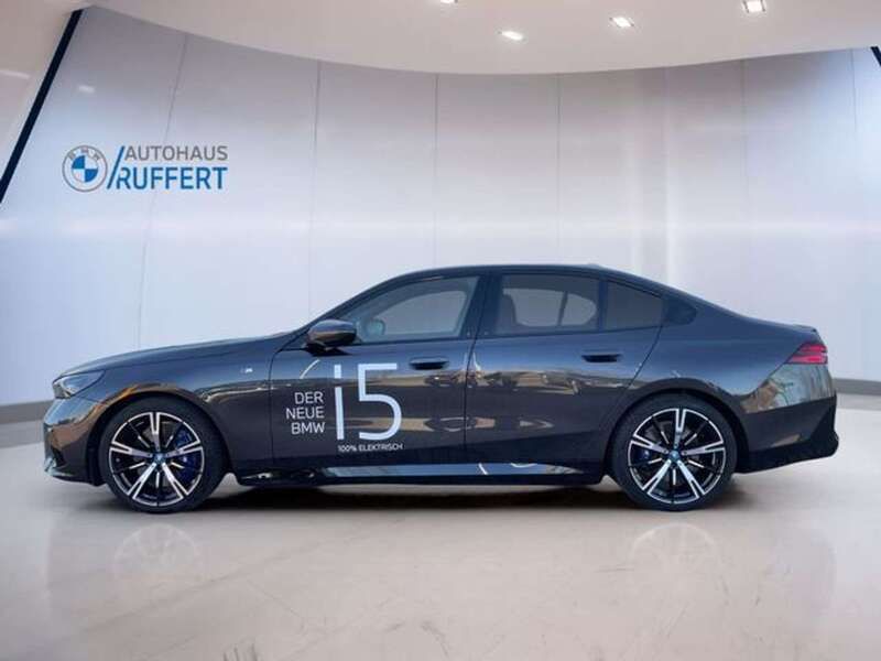 Gebraucht BMW i5 250 kW (340 PS) 2024 Grau (sophistograu brillanteffekt metalli) Limousine