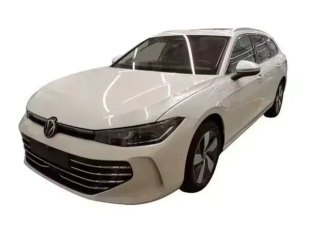 Gebraucht VW Passat Elegance 204 PS (150 kW) 2025 Kombi