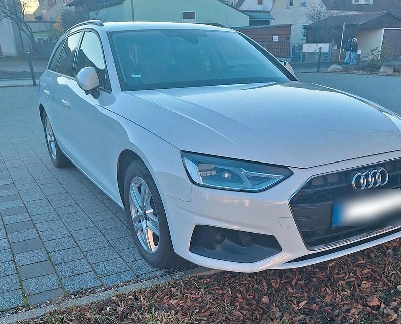 Second-hand Audi A4 Comfort 163 CP (119 kW) 2022 Alb Break