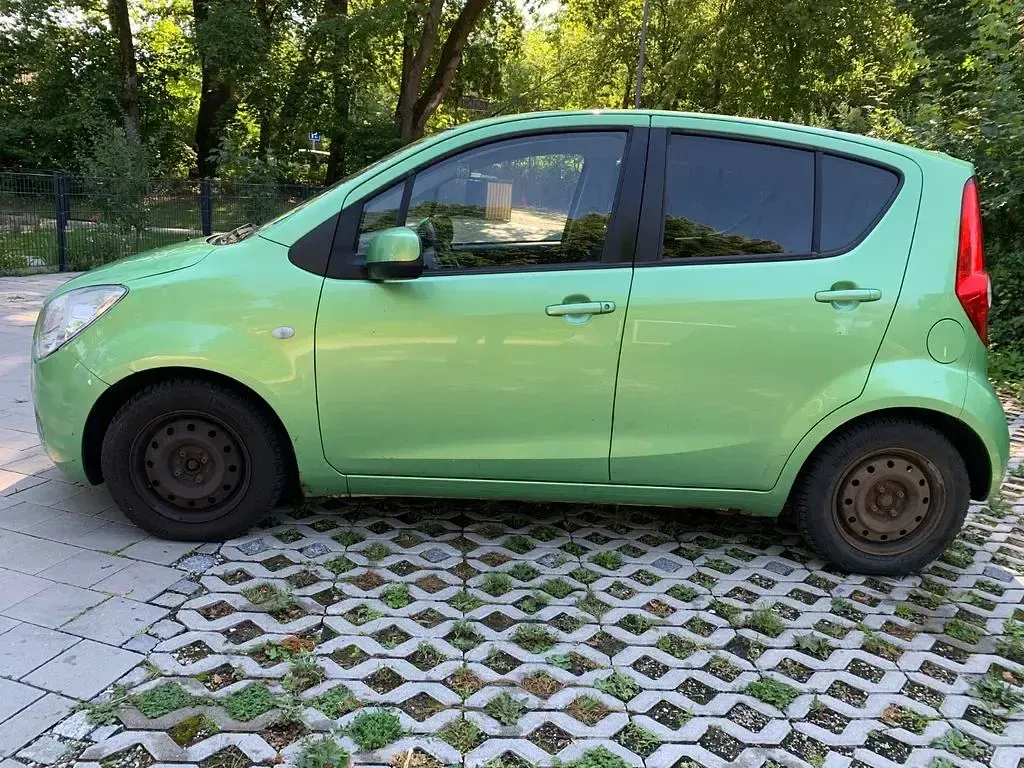Gebraucht Opel Agila Edition 65 PS (47 kW) 2008 Grün Kleinwagen