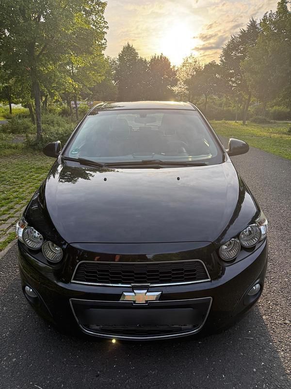 Schwarz Gebraucht 2012 Chevrolet Aveo LTZ Kleinwagen | 3.950 € (Fairer Preis) - Bild 1/4