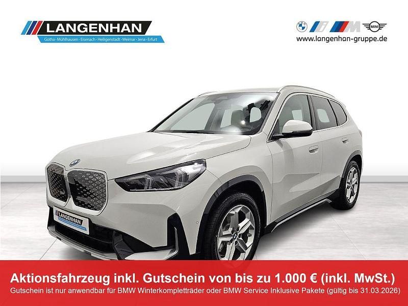 Gebraucht BMW iX1 xLine 230 kW (313 PS) 2025 Weiß SUV