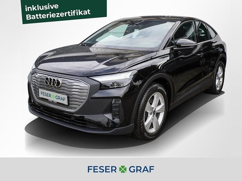 Mythosschwarz metallic Gebraucht 2022 Audi Q4 Sportback e-tron Ambiente SUV | 27.340 € (Guter Preis) - Bild 1/4