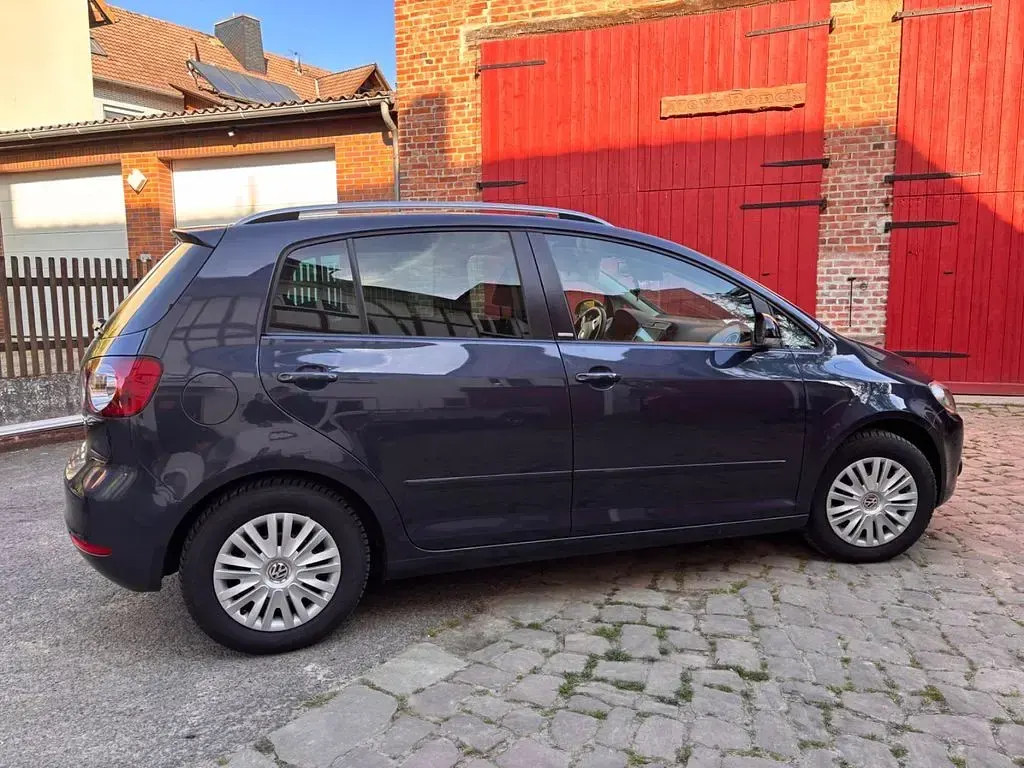 Używany VW Golf Plus Cross Style 105 KM (77 kW) 2012 Niebieski Minivan