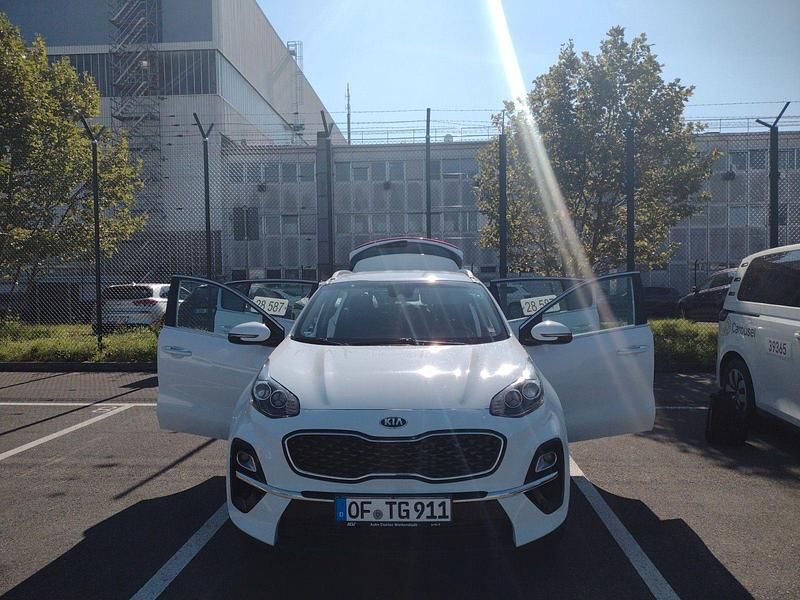 Weiß Gebraucht 2019 Kia Sportage Vision SUV | 18.800 € (Fairer Preis) - Bild 1/4