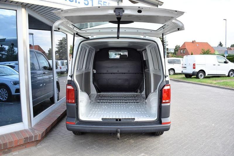 Gebraucht VW Transporter 102 PS (75 kW) 2017 Candyweiß Van