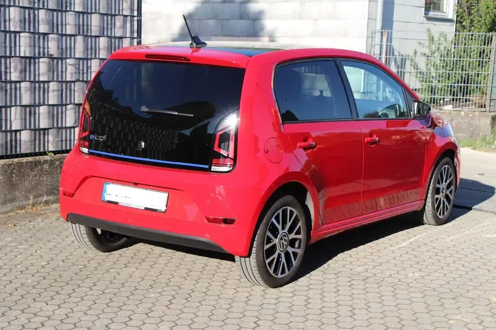 Gebraucht VW e-up! Style 61 kW (83 PS) 2021 Rot Kleinwagen