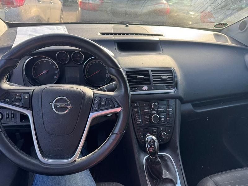 Gebraucht Opel Meriva Design Edition 101 PS (74 kW) 2011 Silber Van / Kleinbus