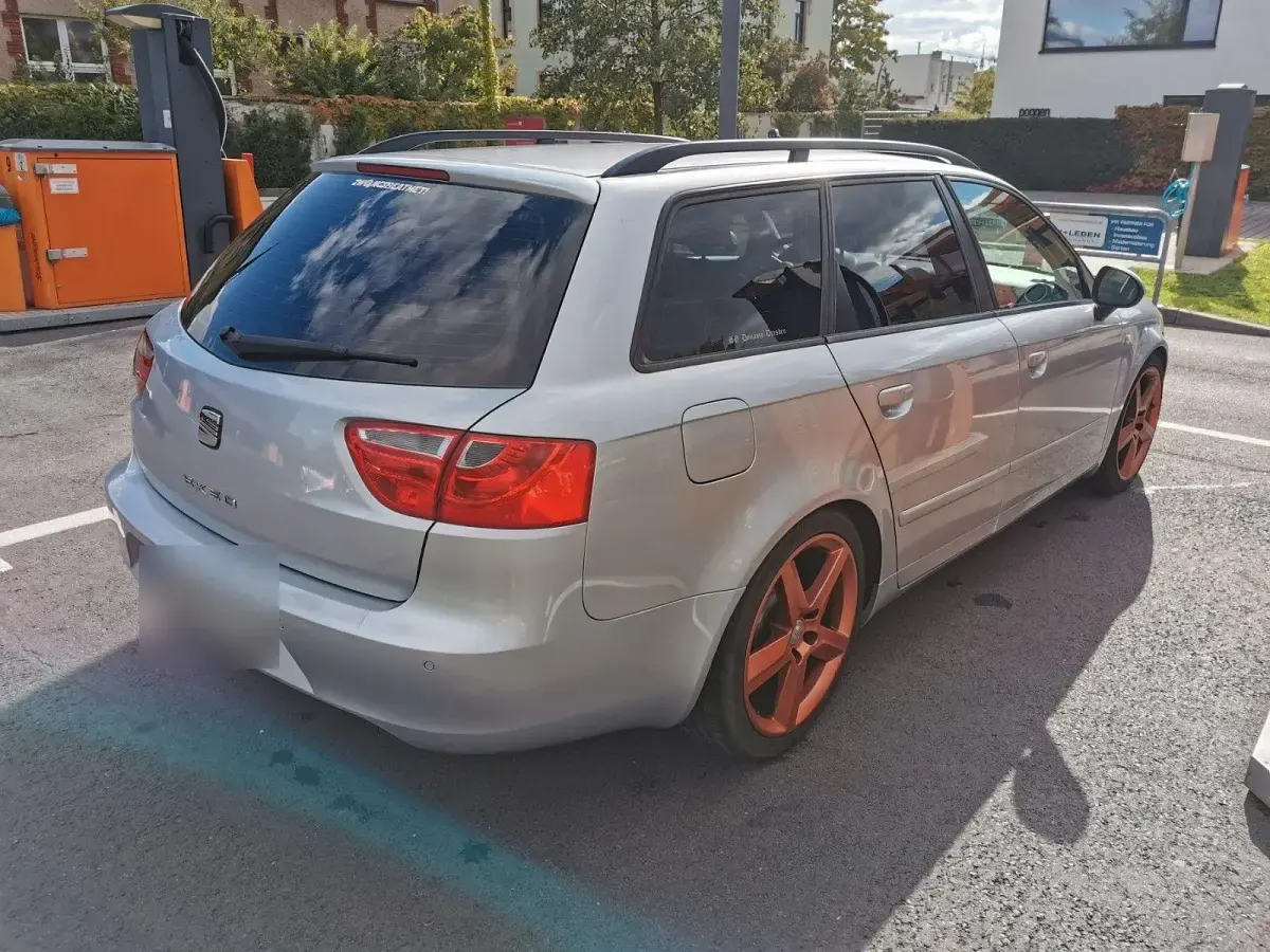 Gebraucht Seat Exeo Style 150 PS (110 kW) 2010 Grau Kombi