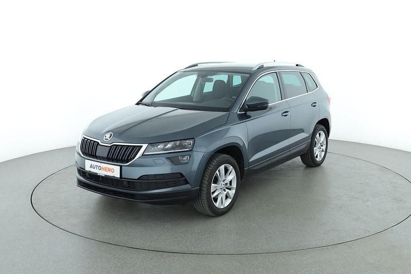 Grau Gebraucht 2020 Skoda Karoq Style SUV | 24.270 € (Fairer Preis) - Bild 1/3