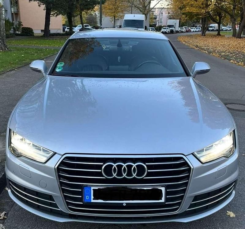 Silber Gebraucht 2017 Audi A7 Coupé | 21.100 € - Bild 1/4