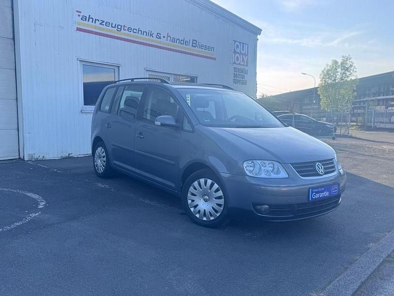 Gebraucht 2003 VW Touran Trendline Van / Kleinbus | 3.790 € (Etwas zu teuer) - Bild 1/4