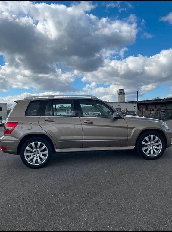 Gebraucht Mercedes GLK350 224 PS (164 kW) 2010 Gold SUV
