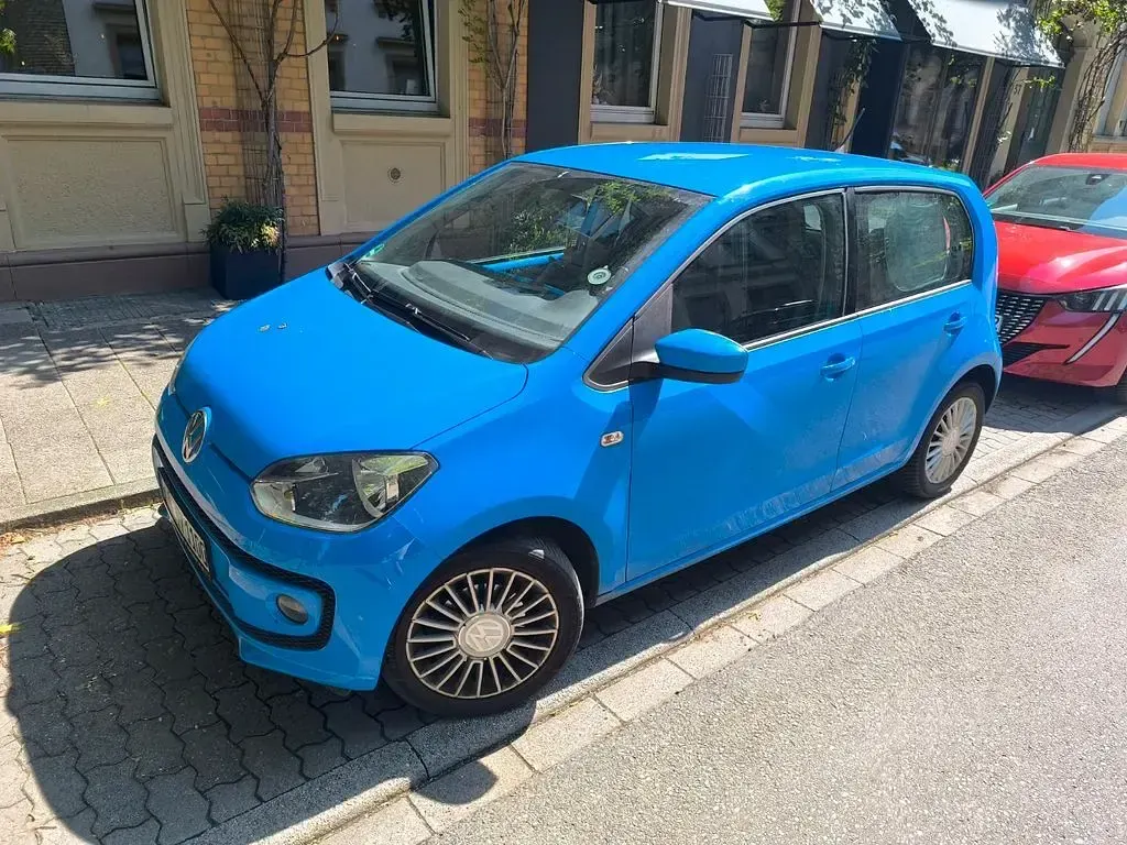 Gebraucht VW up! high up! 75 PS (55 kW) 2015 Blau Kleinwagen