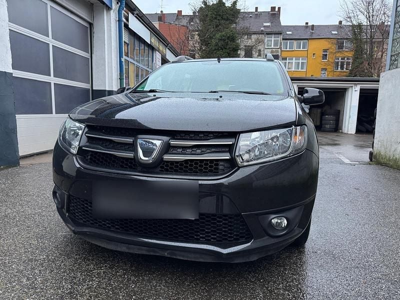Grau Gebraucht 2014 Dacia Logan Kombi | 2.950 € (Guter Preis) - Bild 1/4