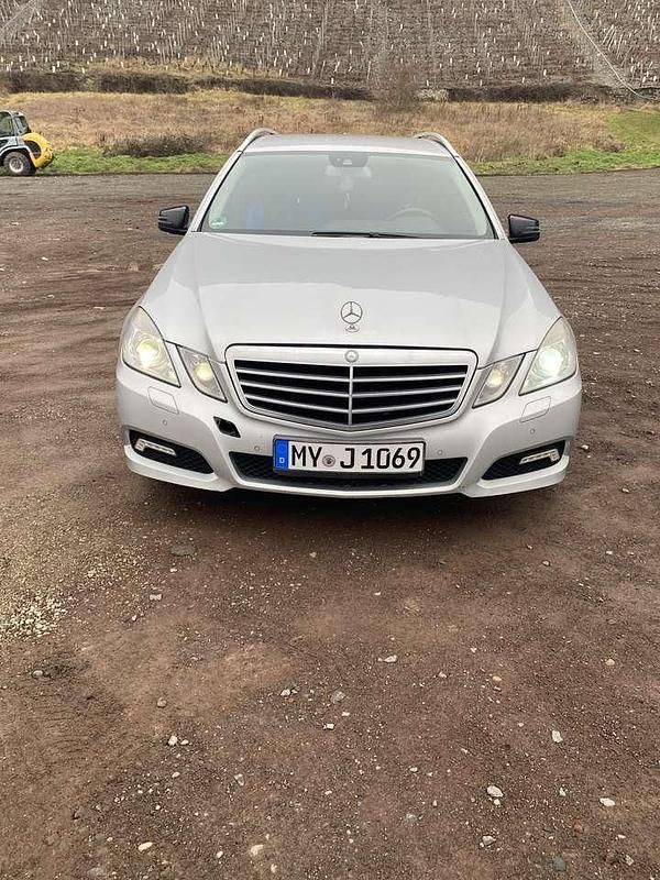 Gebraucht Mercedes E220 170 PS (125 kW) 2009 Kombi