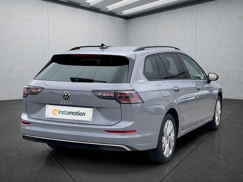 Neu VW Golf VIII 150 PS (110 kW) 2026 Grau Kombi