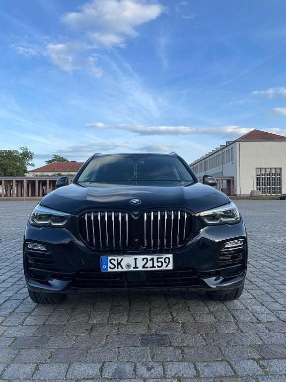 Schwarz Gebraucht 2019 BMW X5 SUV | 38.200 € (Guter Preis) - Bild 1/4