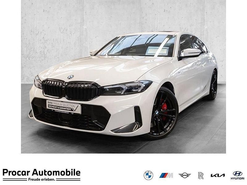 Weiß Gebraucht 2024 BMW 330 M Sport Limousine | 46.880 € (Etwas zu teuer) - Bild 1/4