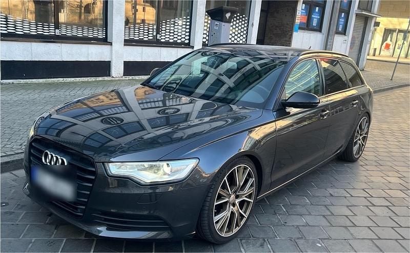 Grau Gebraucht 2015 Audi A6 Kombi | 11.800 € (Superpreis) - Bild 1/4