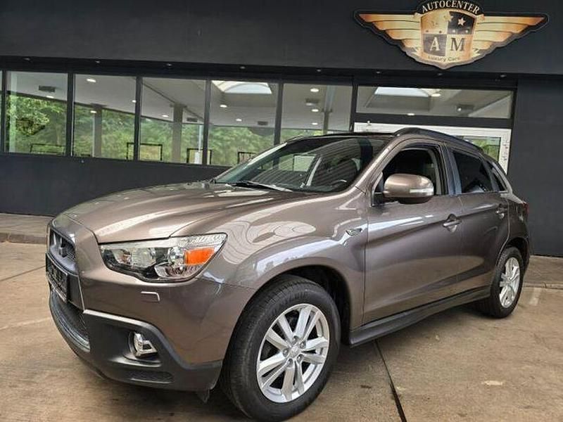 Greyish brown Gebraucht 2012 Mitsubishi ASX Instyle SUV | 7.950 € - Bild 1/4