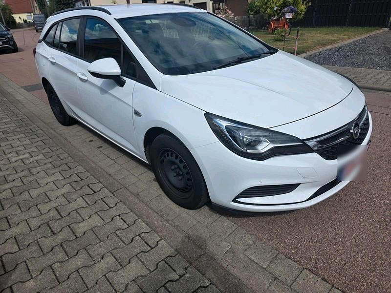 Gebraucht Opel Astra 120 PS (88 kW) 2017 Weiß Kombi