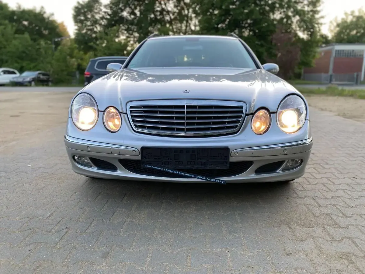 Brugt Mercedes E220 150 HK (110 kW) 2005 Sølv Stationcar