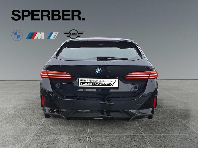 Gebraucht BMW 540 Comfort Edition 286 PS (210 kW) 2024 Schwarz Kombi