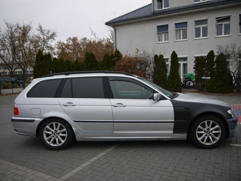 Gebraucht BMW 320 170 PS (125 kW) 2001 Silber Kombi